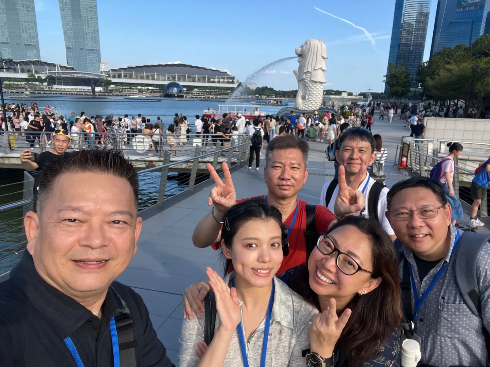 Tourist guide team at Marina Bay